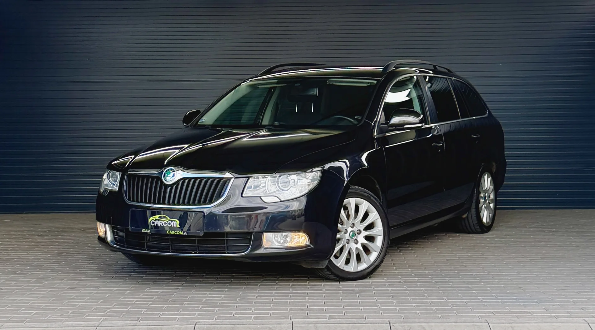 Škoda Superb Combi 2.0 TDI CR 140k Elegance DSG vozidlo Carcom